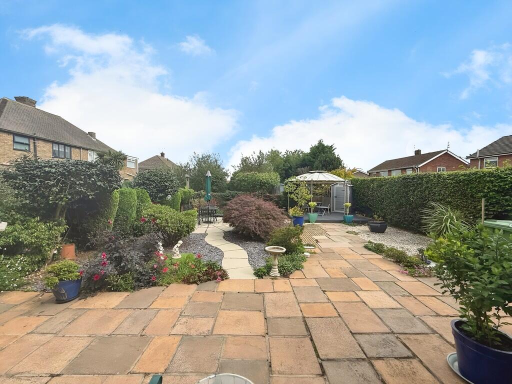 d4da9667-WhatsApp...