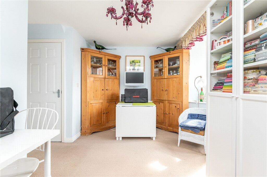 Office / Bedroom 4