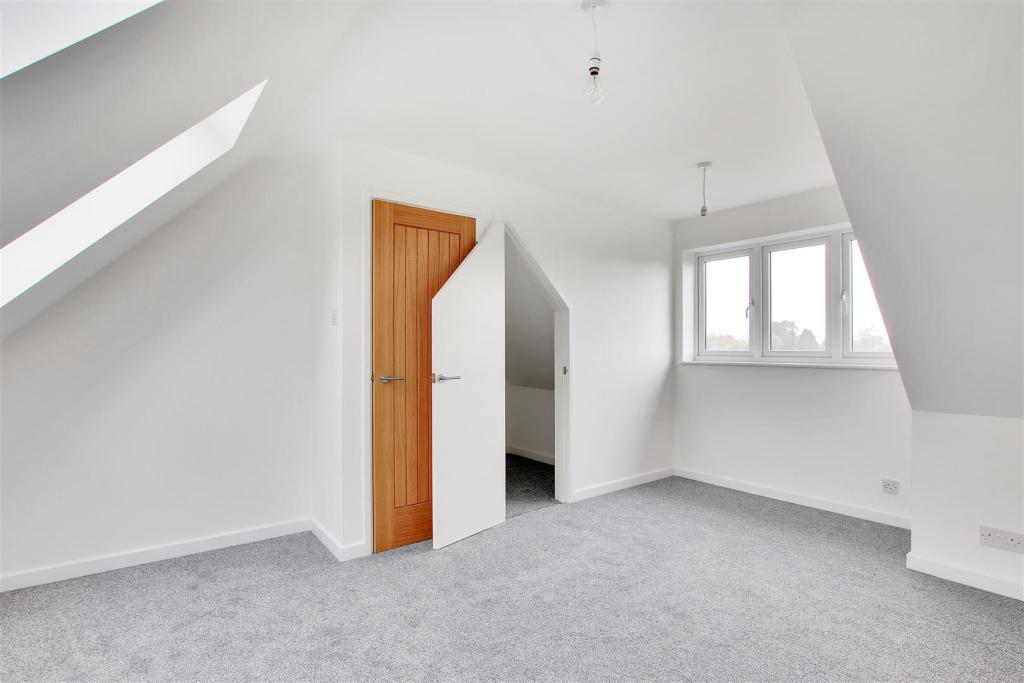 Main Bedroom.jpg