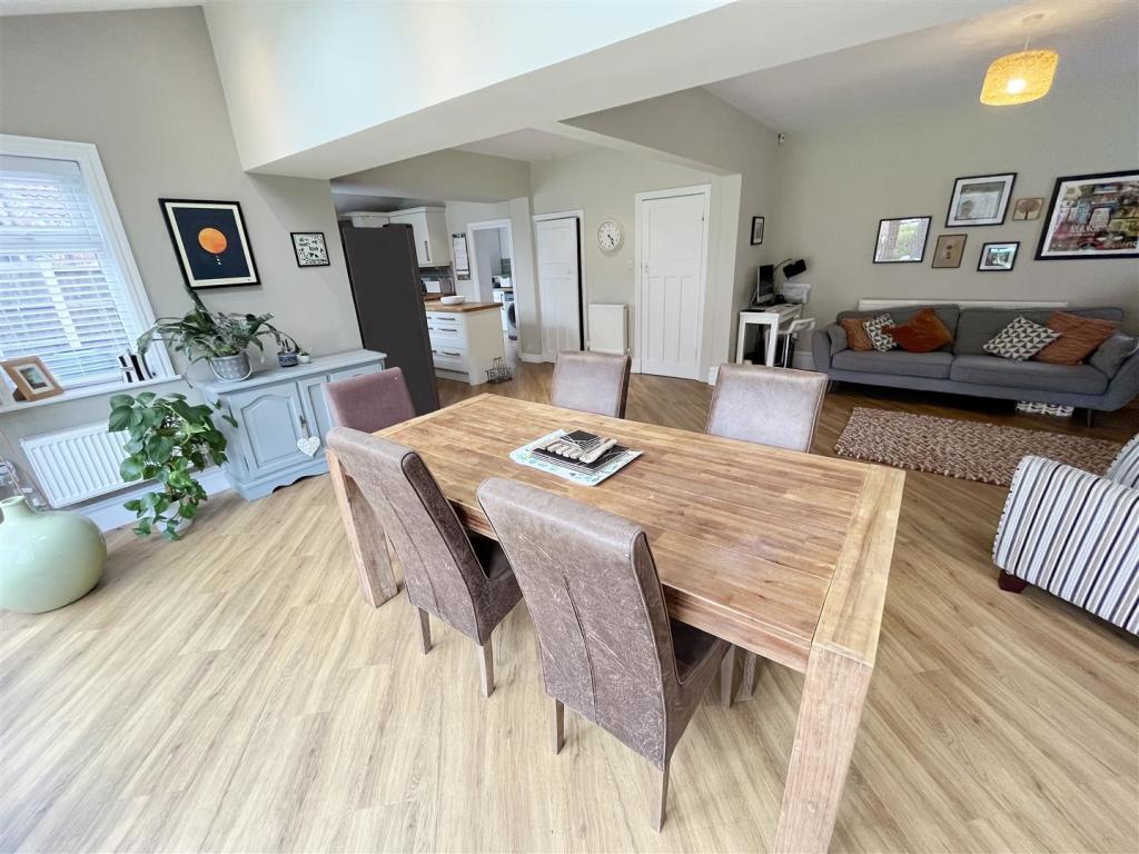 Open Plan Living Dining Room 2