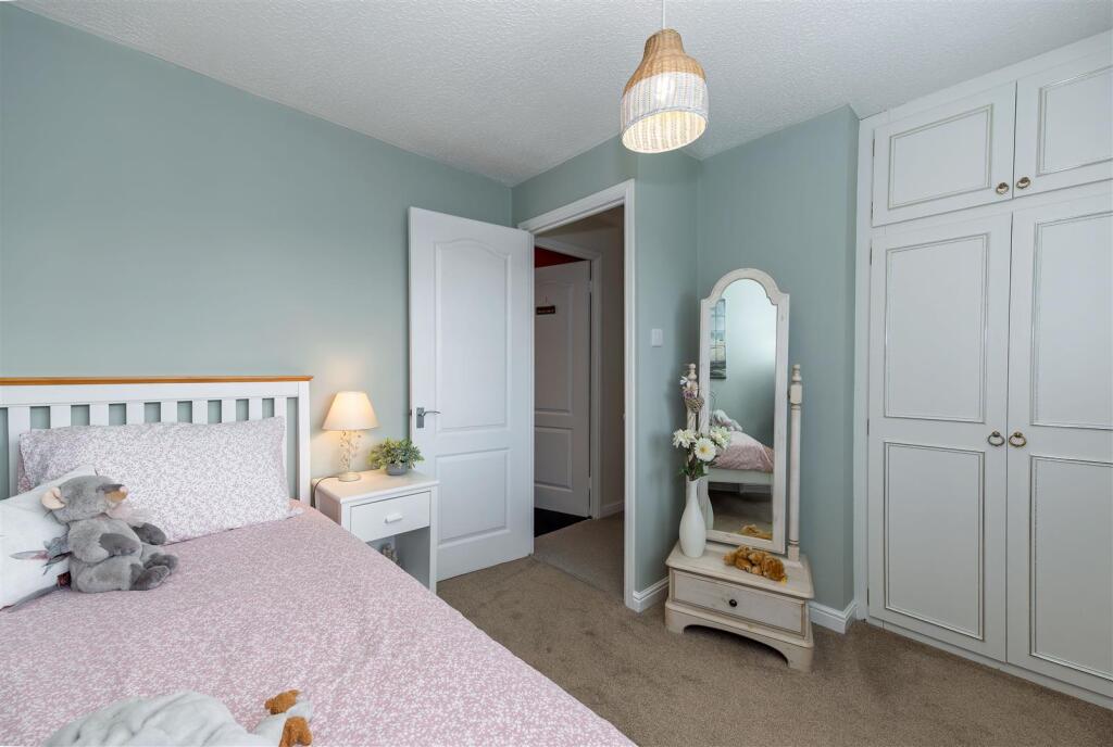 Bedroom 3.1 SAPL8444-CR3-20250328-DxO_DeepPRIME XD