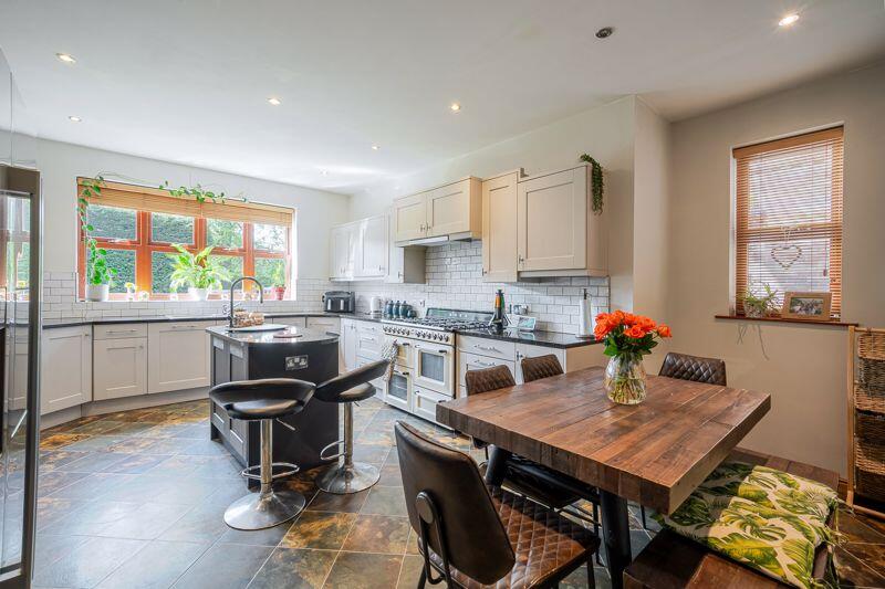 Breakfast kitchen