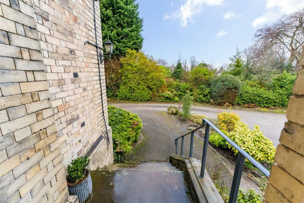 APT 1 EDGE MOUNT-4.jpg