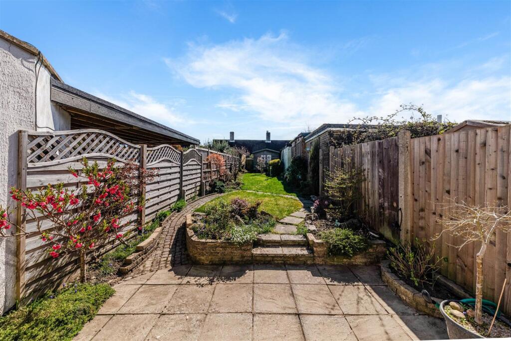 FERNDALE ROAD (5).jpg