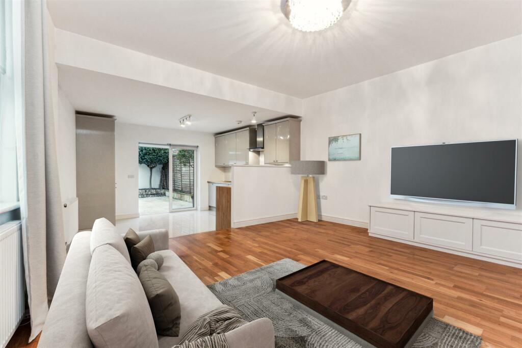 104a Coverton Road reception 3 - v.jpg