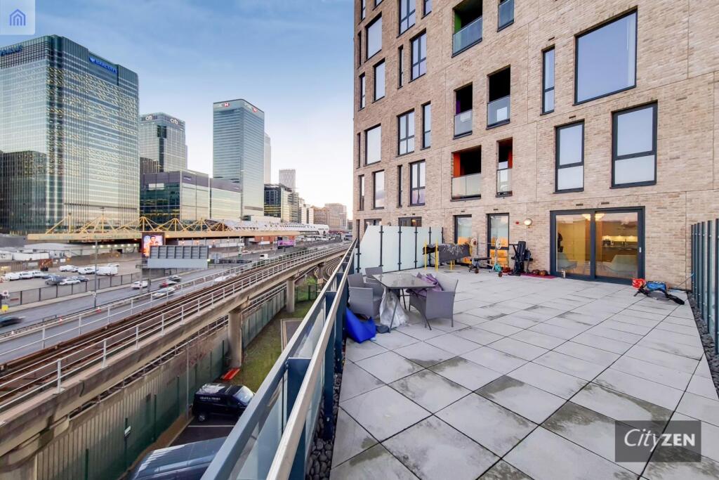 PRIVATE ROOF TERRACE