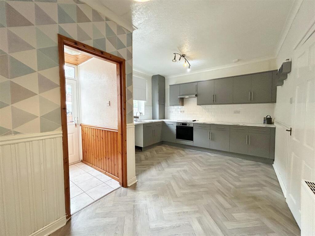 Kitchen Diner