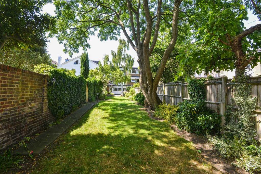 Montpelier Row, London