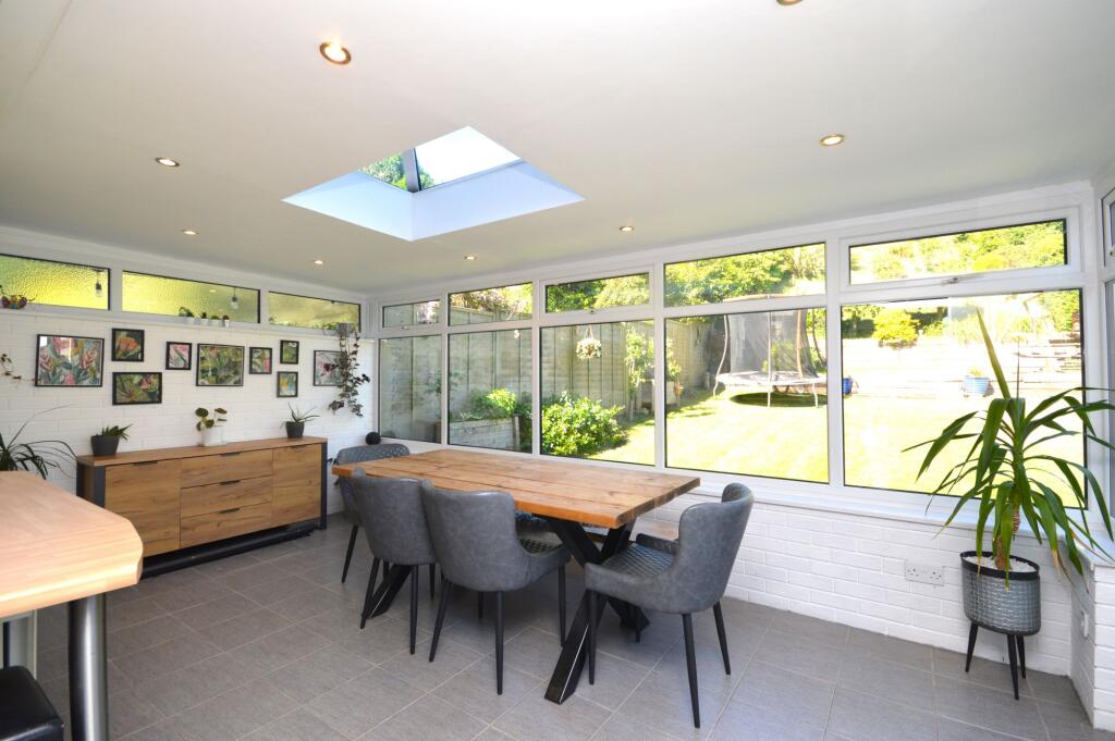 Dining Room / Sun Room