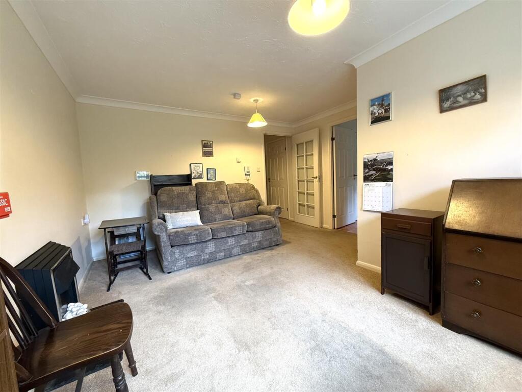 34 the laurels new.jpeg