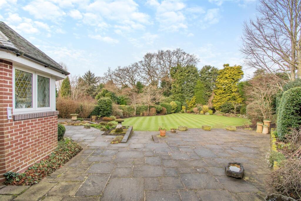 8633871-exterior21.jpg