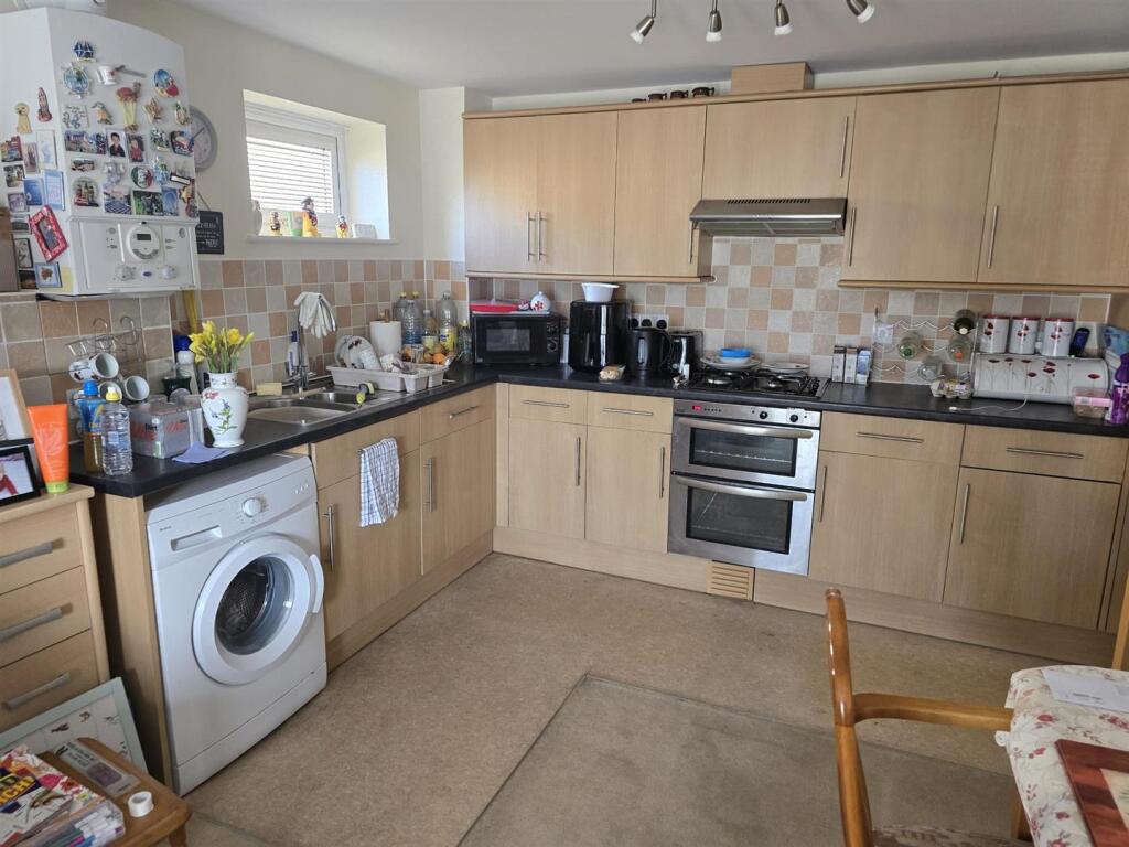 Kitchen 6 Marine.jpg