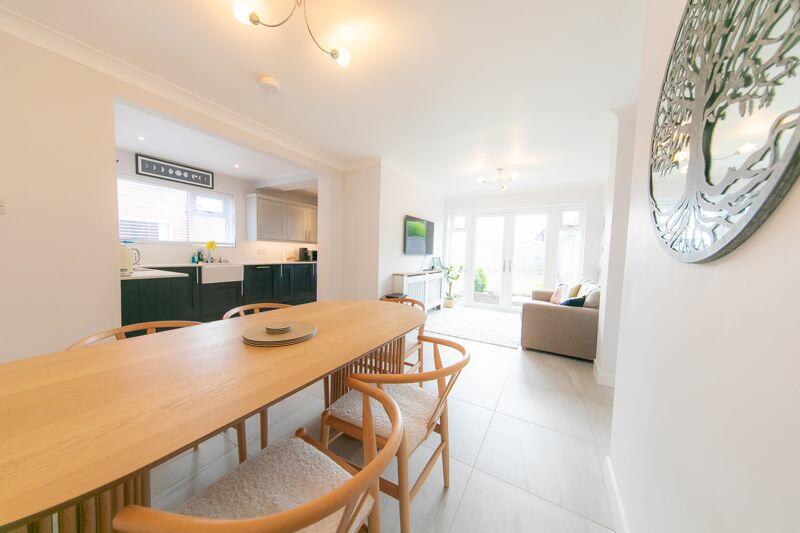 Open plan kitchen, living and dining ...