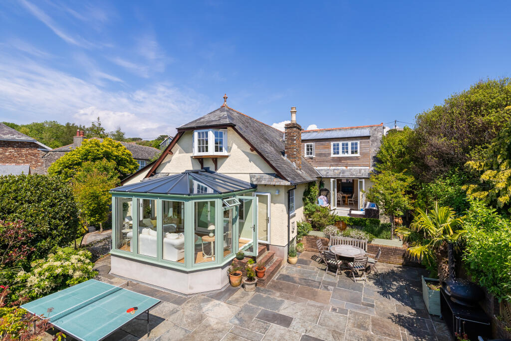 A16 - Higher Orchard 7 Court Road Newton Ferrers -