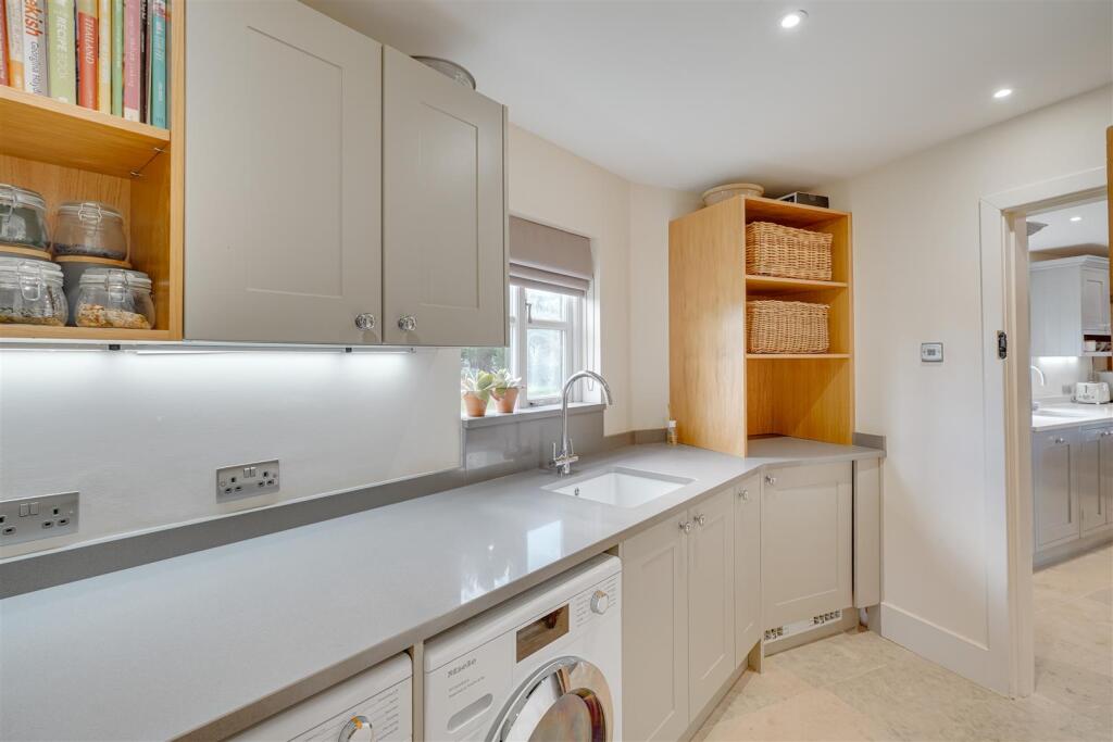 8 Isleham rd, Fordham--12.jpg