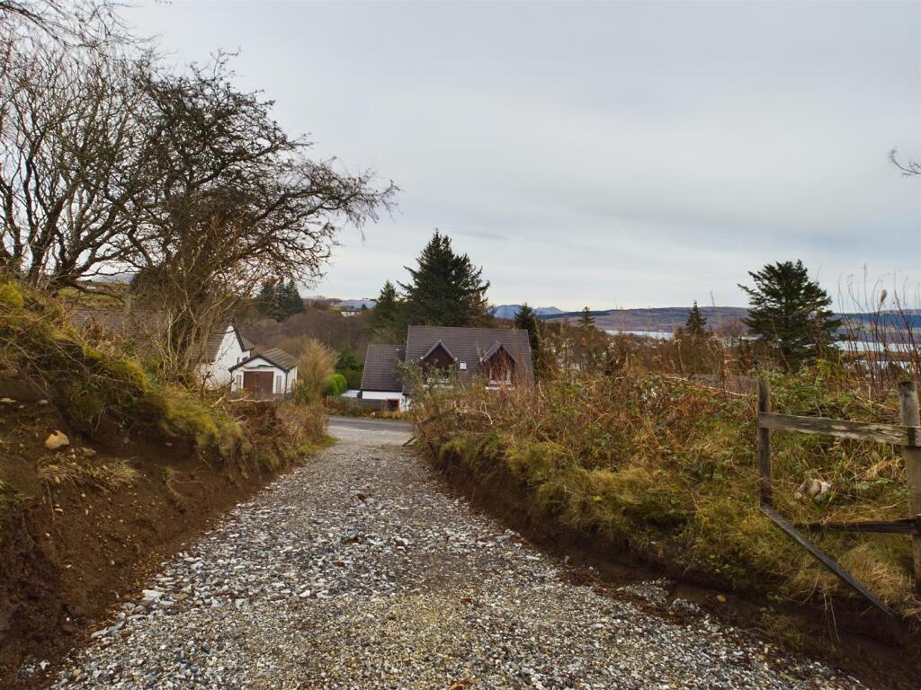 Entry from Craigspuir Lane