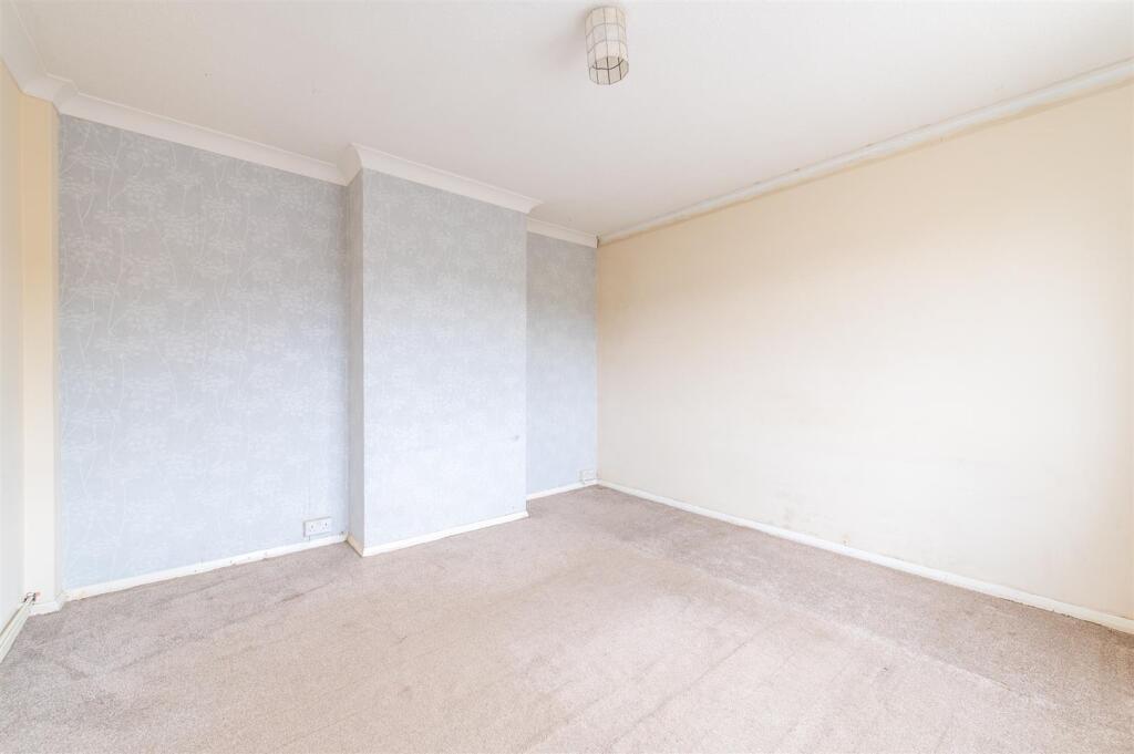 87FensWay- Lounge.jpg