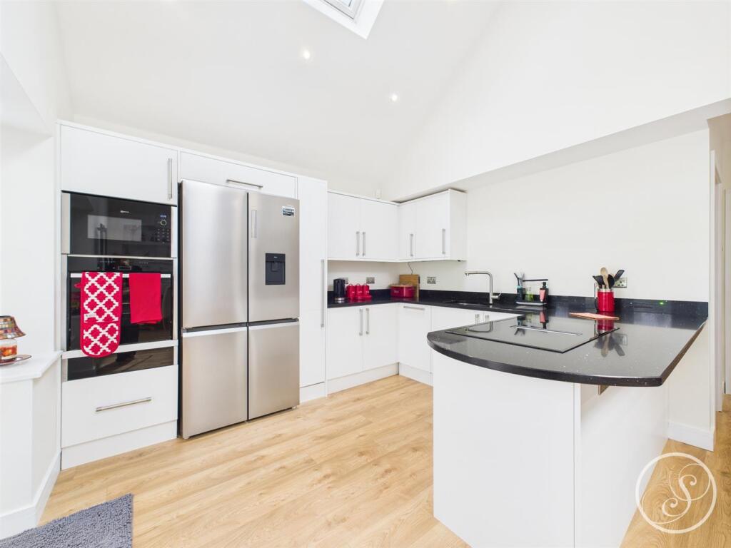 LOUNGE/KITCHEN/DINER
