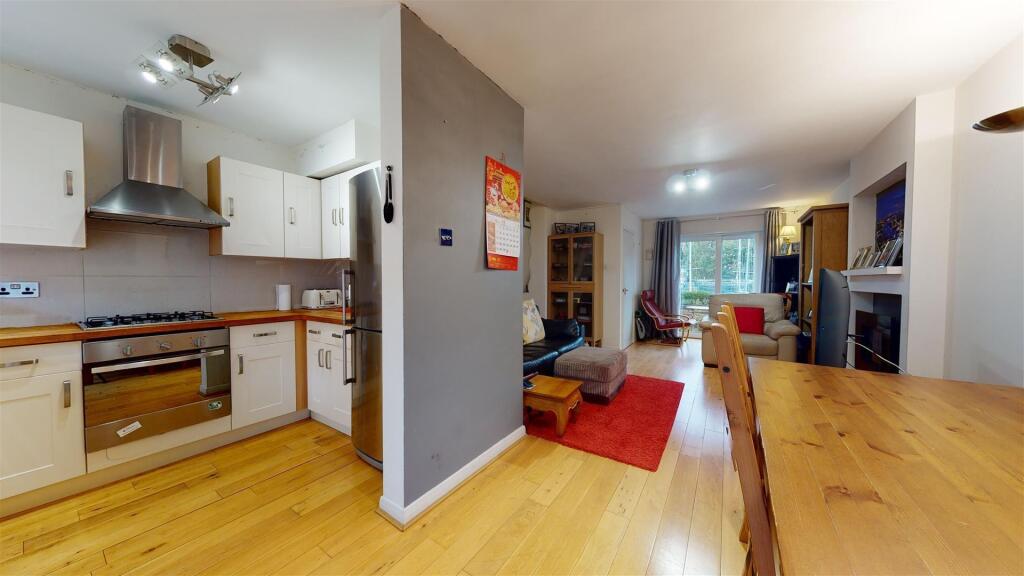 Lounge - Kitchen.jpg