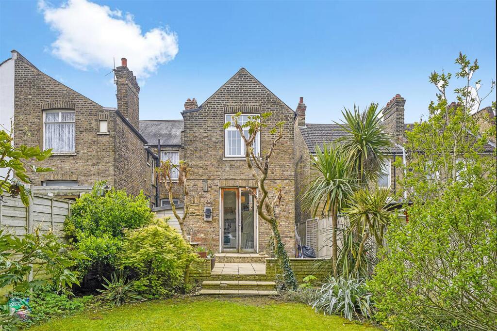 Beautiful two tiered rear garden