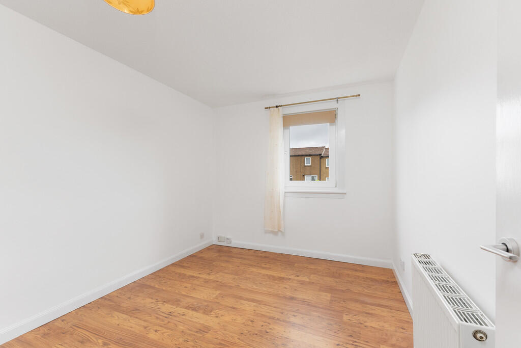 198 Lenzie Avenue...