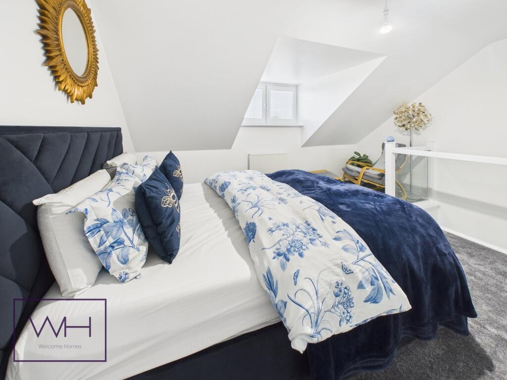 CAM03785G0-PR0325-ST