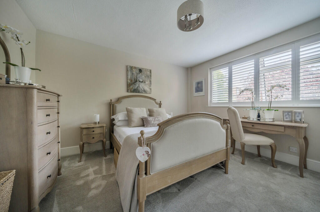bedroom2-2