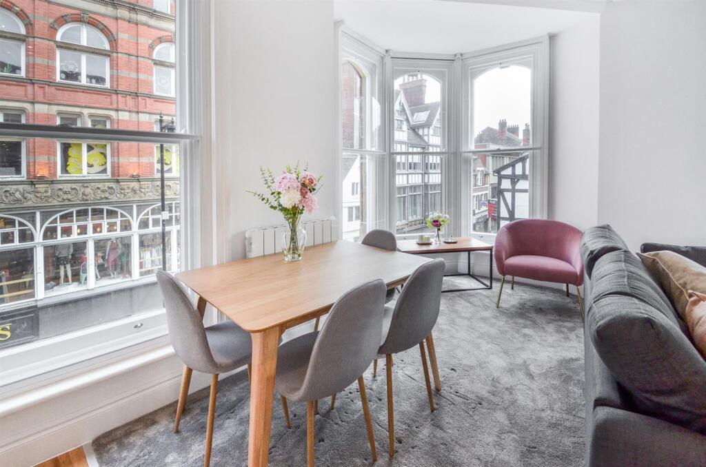 Dining Area.jpg