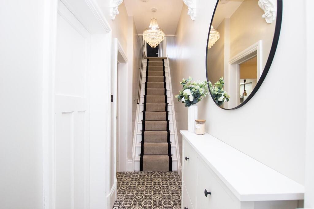 Belgrave Road (3).jpg