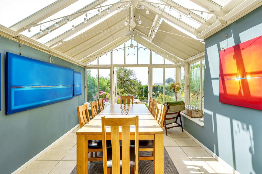 Dining/Conservatory
