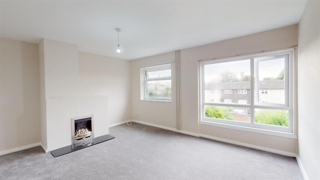 21 New Street, Living Room.jpg