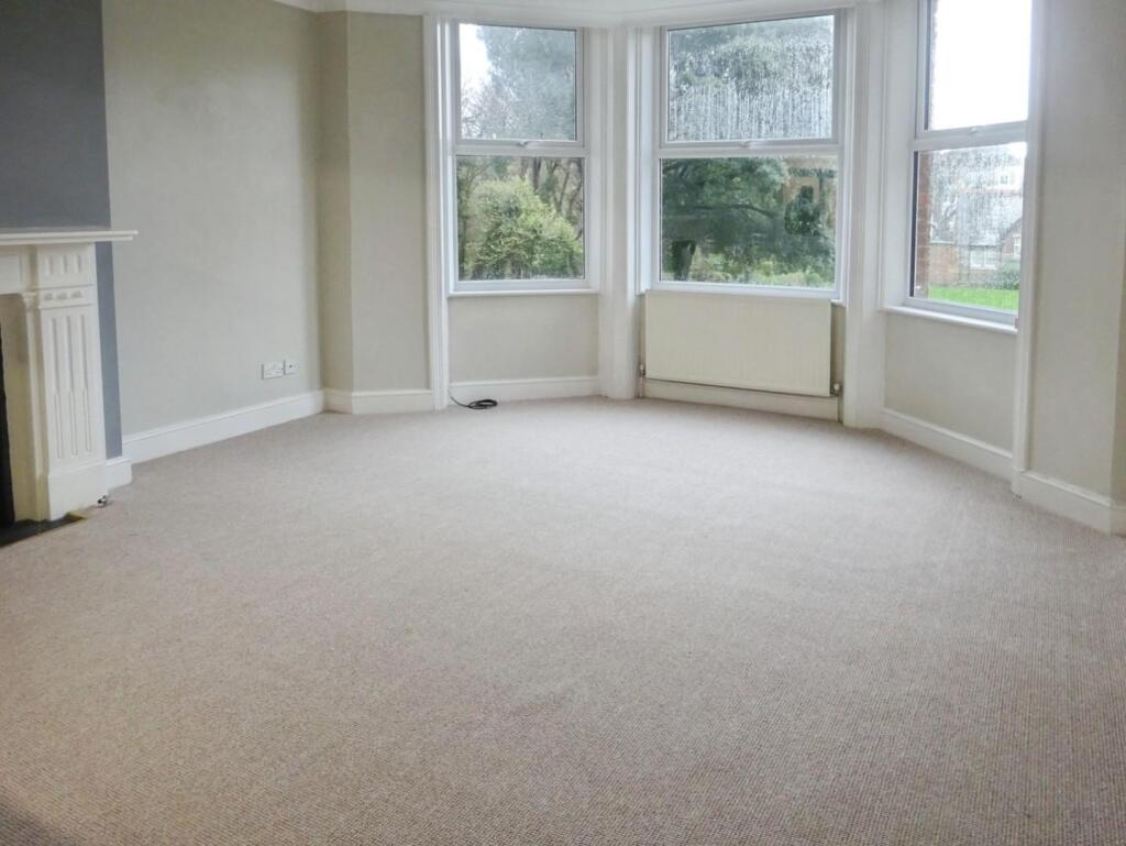 0843b62f-Sitting 20Rm 202.JPG