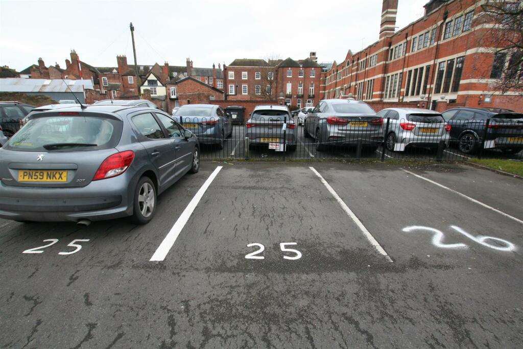 sansomemews,25parking.JPG