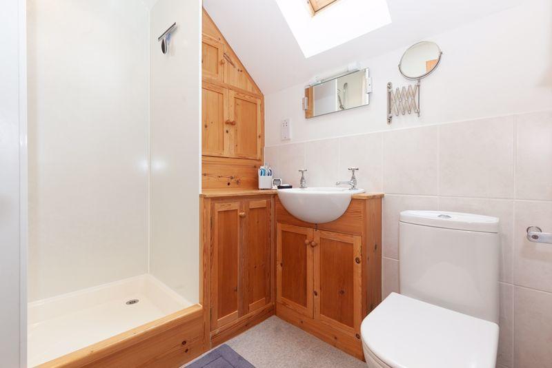 En-Suite Showe...
