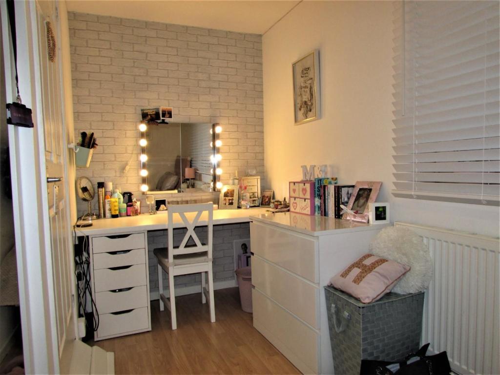 RothwellSt17bedd2.JPG