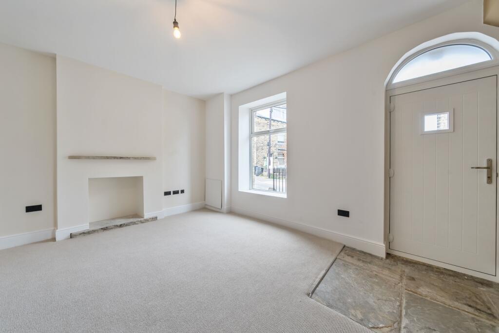 1335878-11-6899f9a12b21e