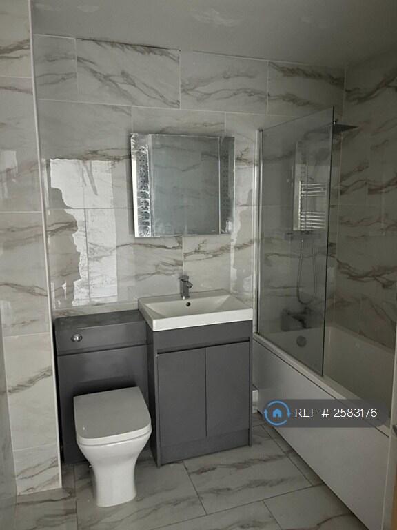 Bathroom1