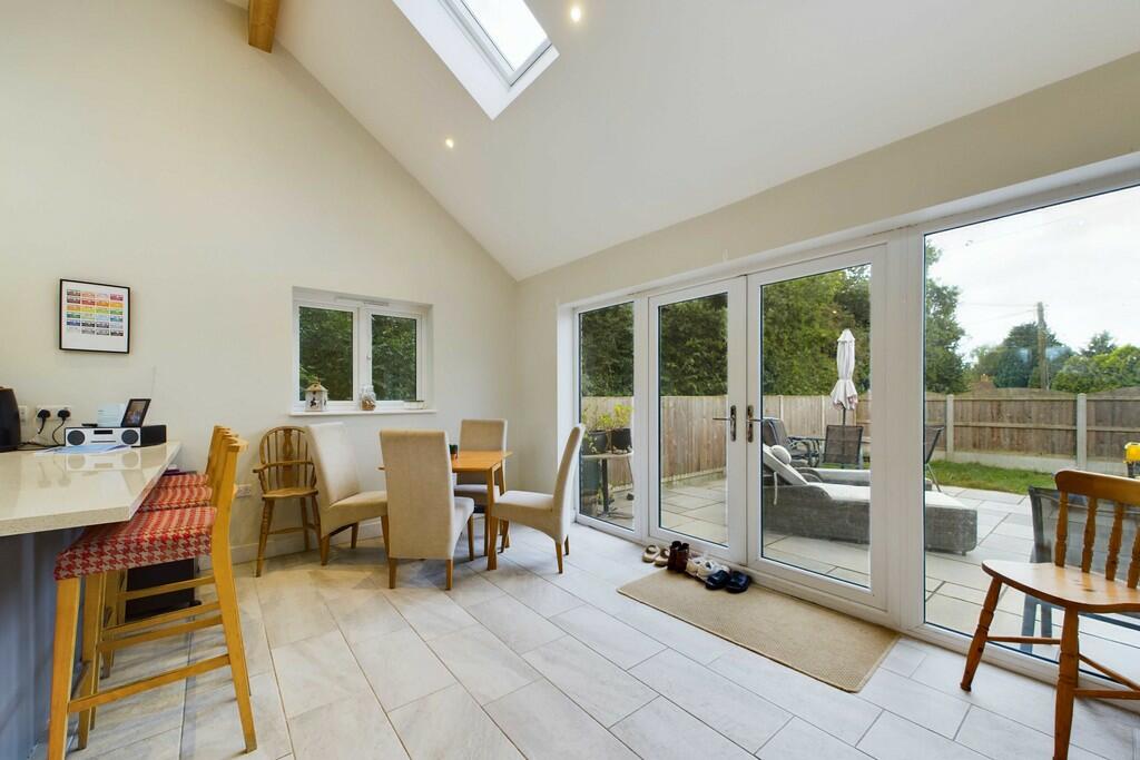 CAM01211G0-PR0109...