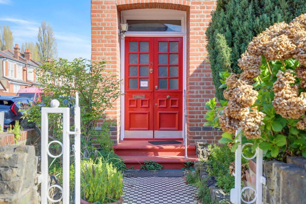 14-e37bJHPropWorld - 25 Earlsthorpe Road - 40-medi