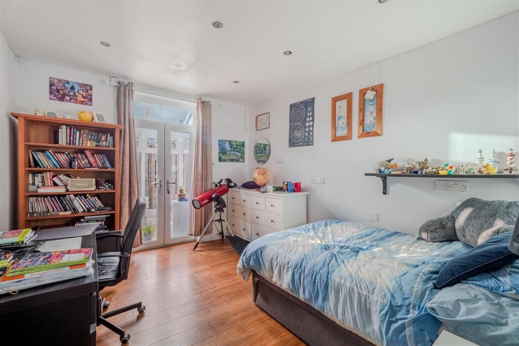 Bedroom 3.jpg