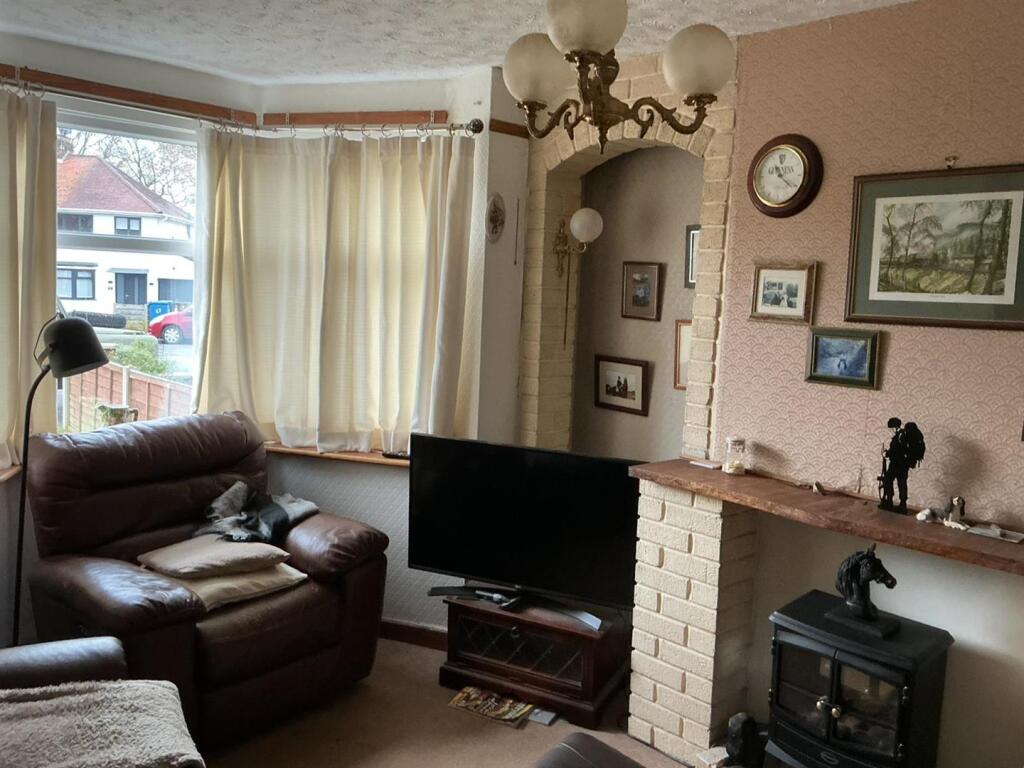 WhatsApp Image 2025-12-11 at 11.35.05_95554c29.jpg