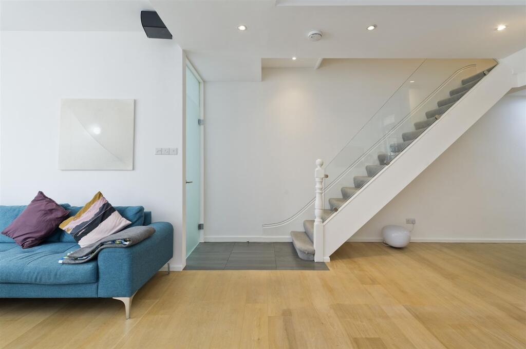 52 buchanan gdns-5838.jpg