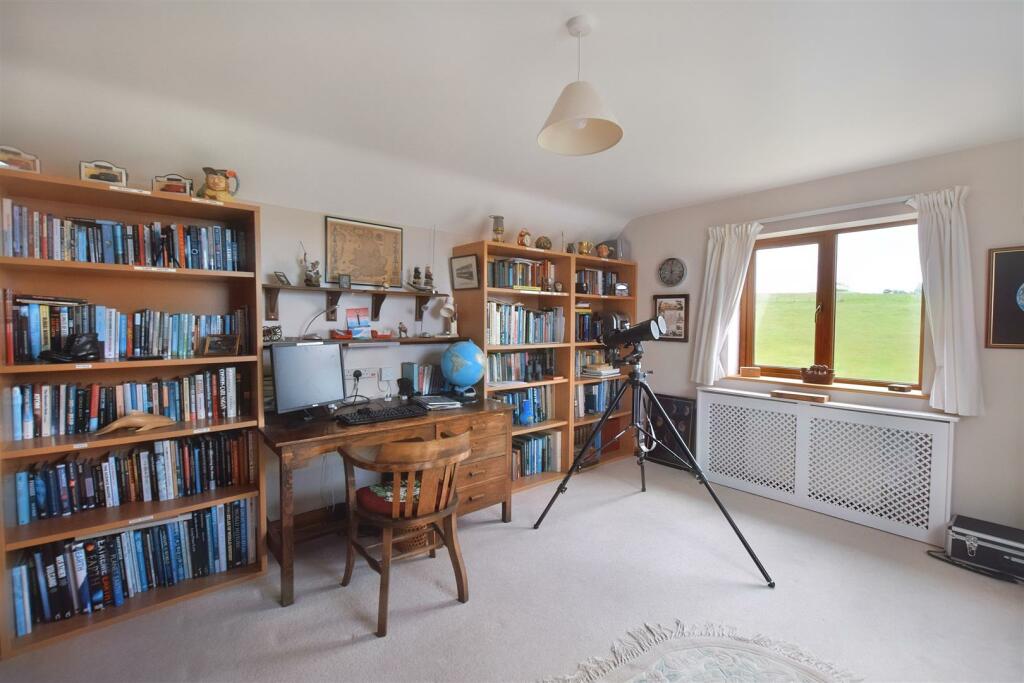 Library / Bedroom 5
