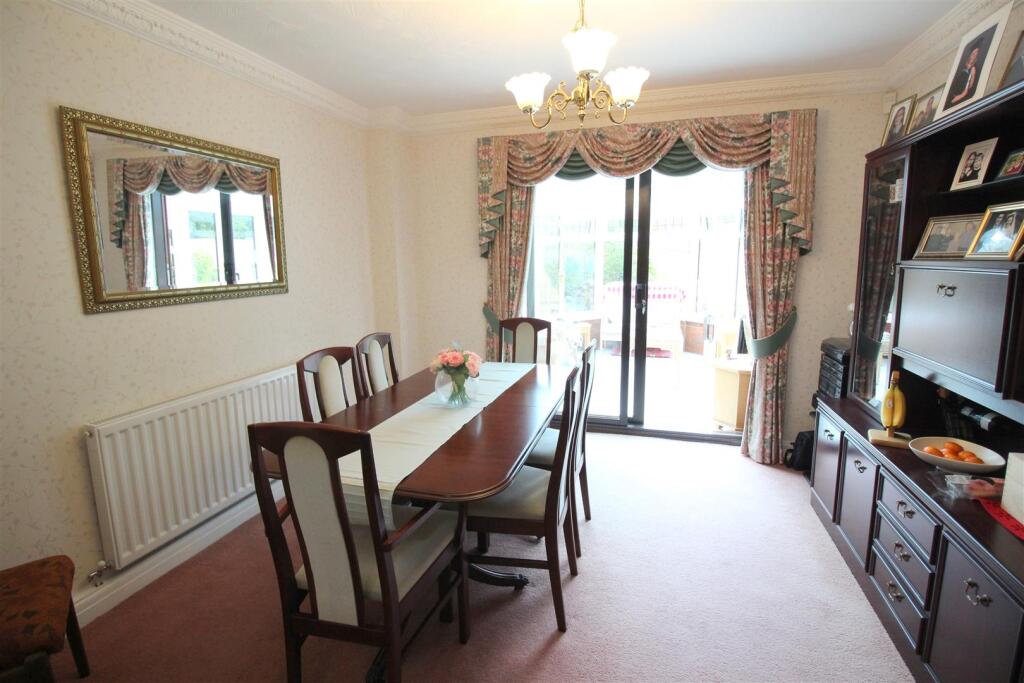 Mendip Close, dining room.JPG