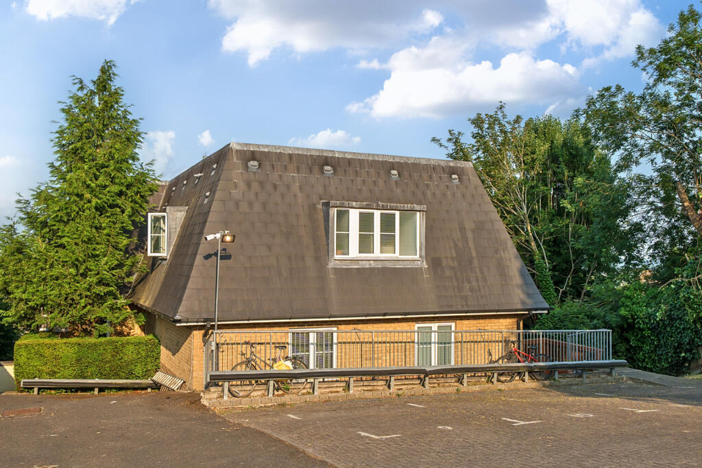 1314205-3-68544e7...