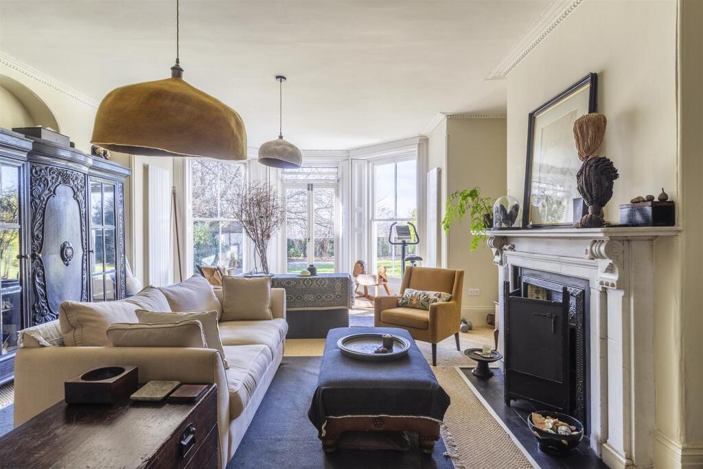 Kitchen/Dining/Living Room