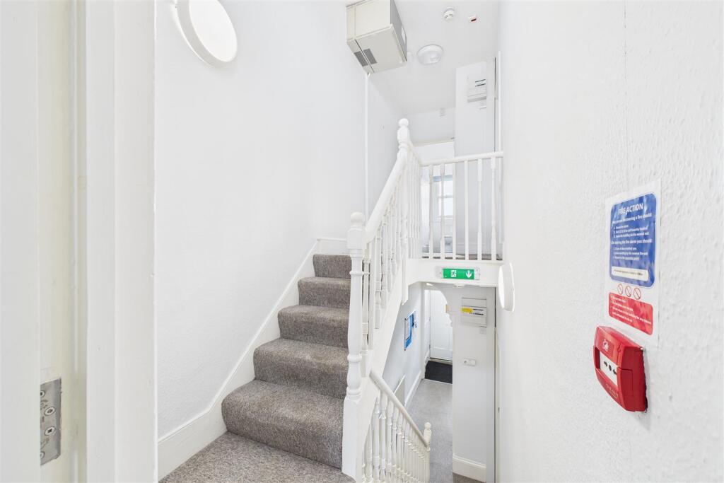 12 Osborne Villas, Kingsdown, Bristol BS2 8BP | Fr