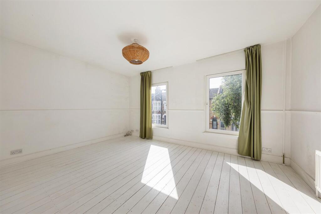 Murchison Road, E10