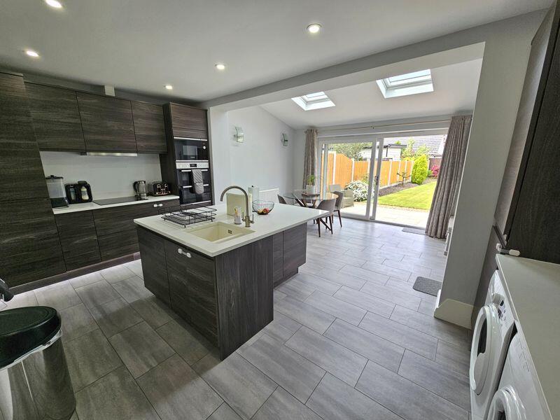 Kitchen Family Room