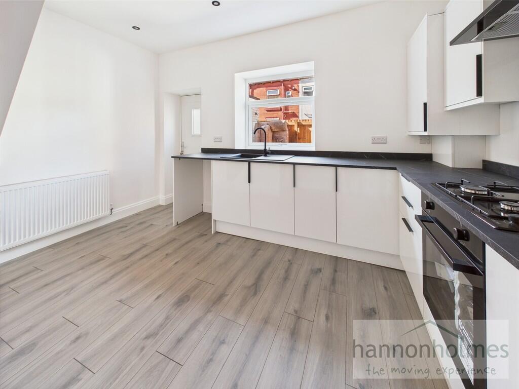 CAM05283G0-PR0057...